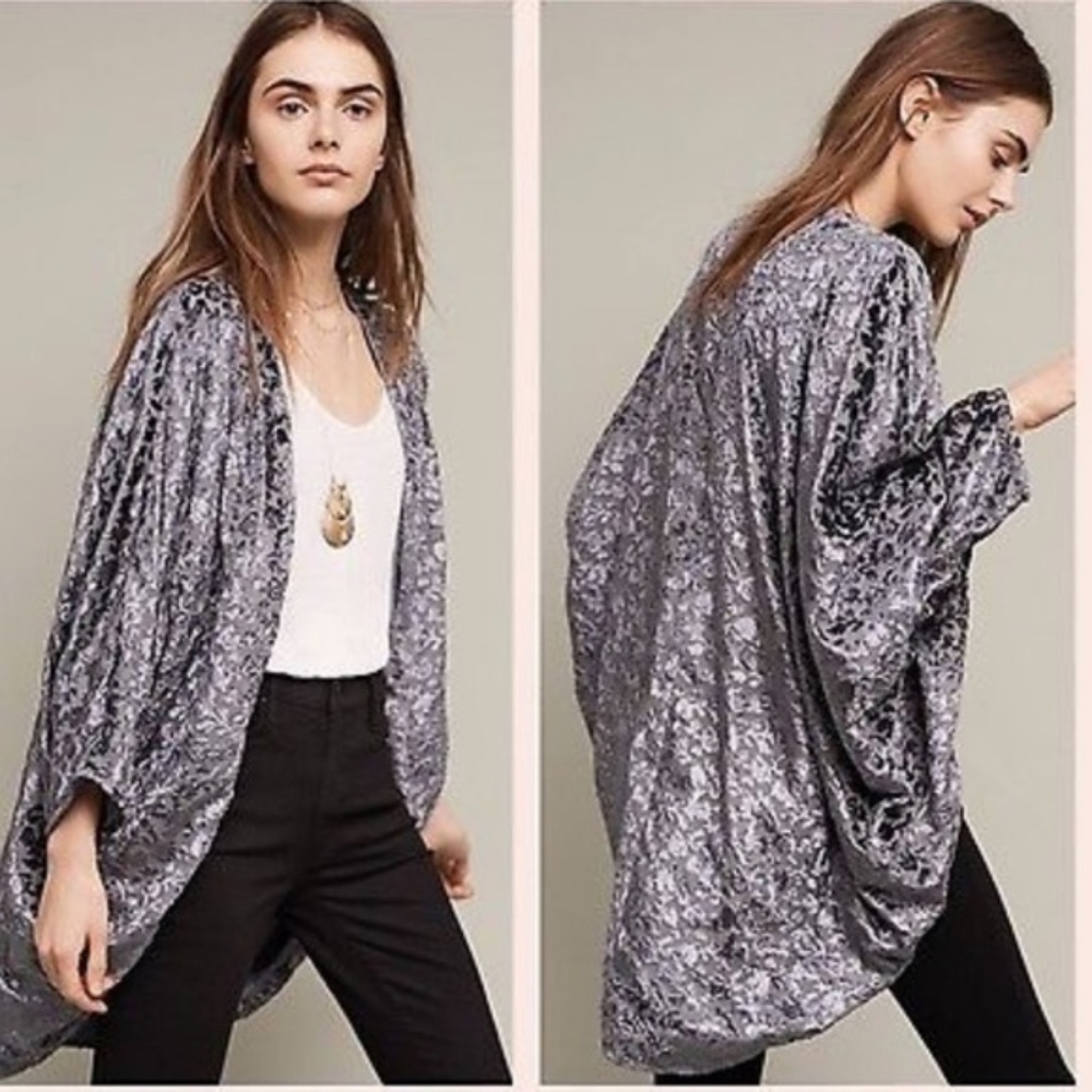 Tolani Brocade Velvet Cocoon Cardigan